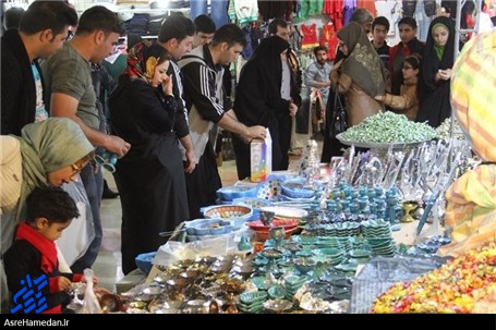 بازار عید امسال سراسر نمایشگاه نوروزی/اقلام مورد نیاز برای سال نو مشمول تخفیف می شوند