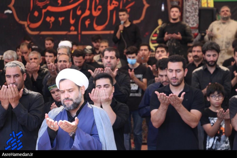 اقامه نماز ظهر عاشورا در استان همدان/برپایی بزرگترین معروف عاشورا زیر بیرق حسینی+تصاویر
