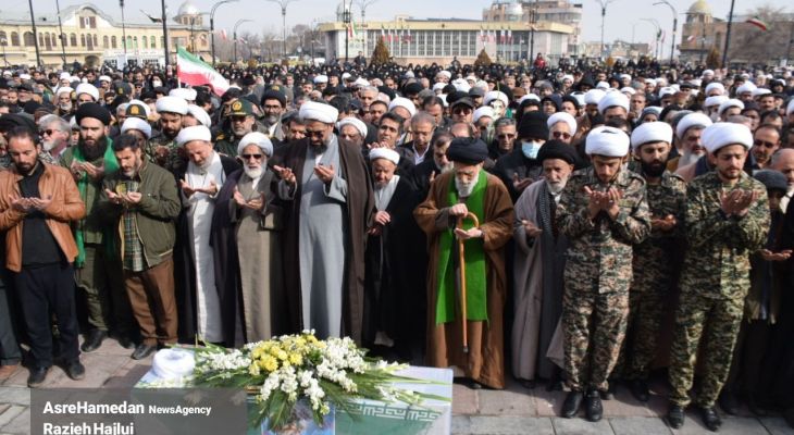 تشییع پیکر طلبه شهید علی زمانیان در همدان