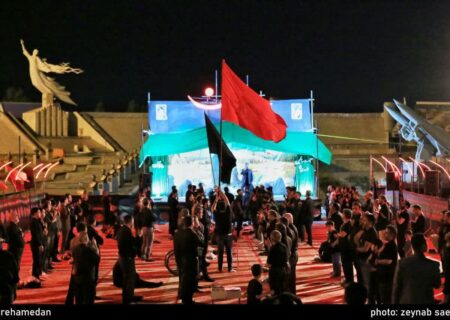 عزاداری شب چهارم محرم در باغ موزه دفاع مقدس همدان