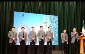 اجرای گروه سرود نورالمهدی در اولین یادواره شهدای رسانه همدان