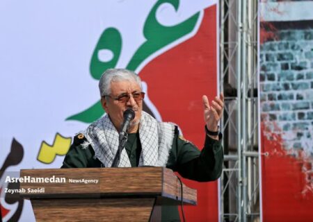ایران در زمین و زمان استکبار را شکست داده است