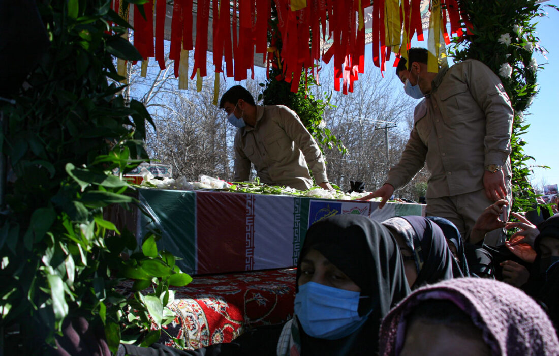 تدفین شهید گمنام در پارک ملت را مناسب نمی‌دانم