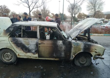آتش سوزی خودروی پیکان در بلوار سردار همدانی