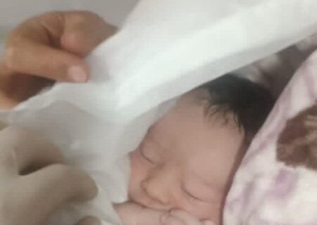 تولد نوزاد عجول در آمبولانس اورژانس ۱۱۵ ازندریان