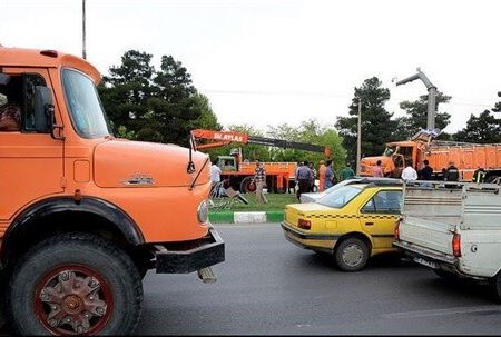 کامیون‌ها در شهر بهار، معضلی برای شهروندان