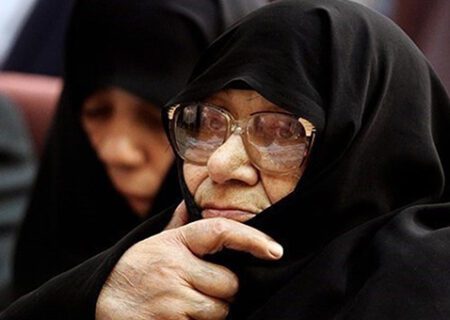 خانم دباغ مصداق الگوی زن ایرانی است