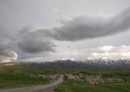 طبیعت زیبای اردیبهشت‌ماهی بام نهاوند