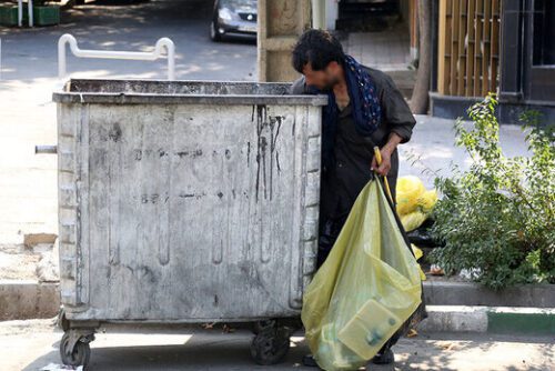 استخدام زباله‌گردها در شرکت بهروب همدان