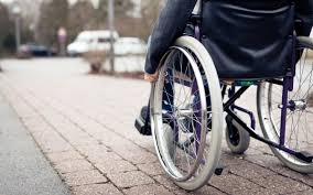پیاده راه سازی ها در همدان به مشکلات معلولین افزوده است/قانون جامع معلولین در سال ۹۸ قابلیت اجرایی پیدا نکرد