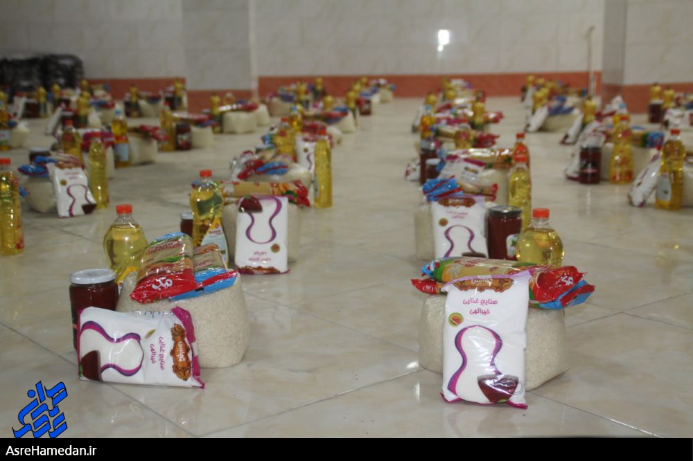 تهیه و توزیع ۲۰۰ بسته معیشتی همزمان با ماه مبارک رمضان+تصاویر