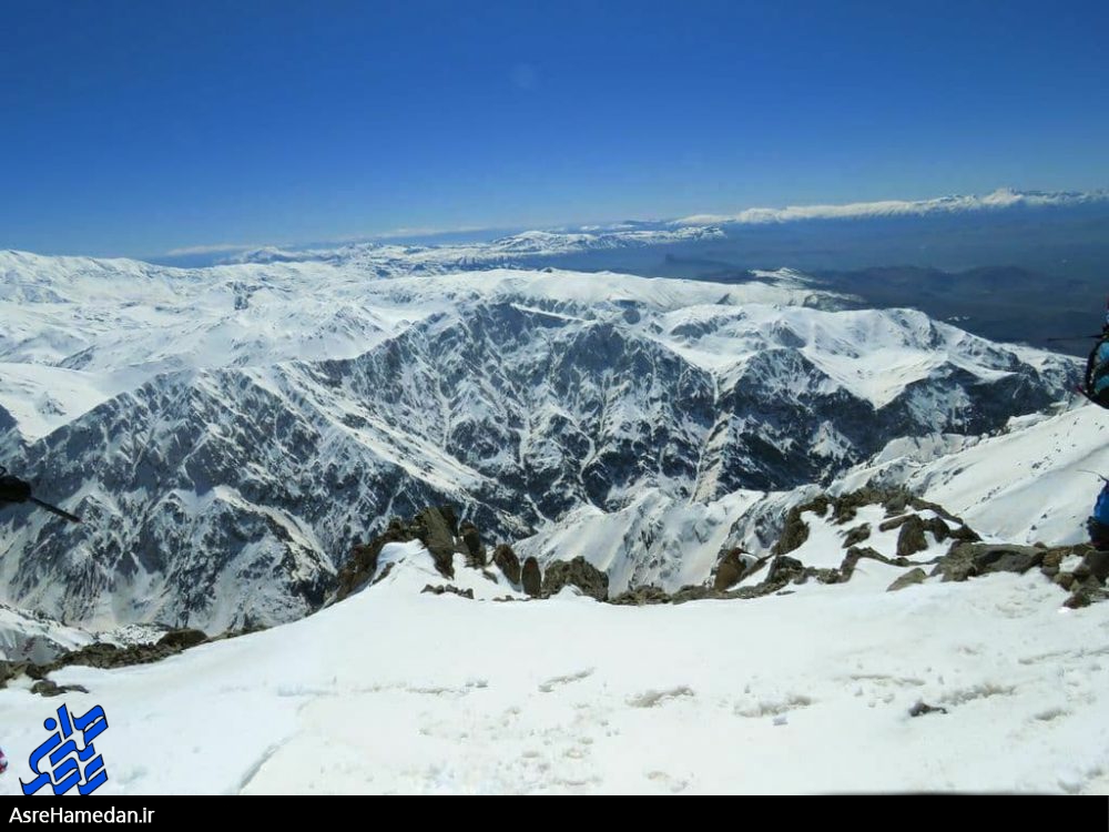 تصاویر زیبایی از کوهستان پوشیده از برف گرین نهاوند