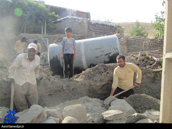 بازسازی ۳۵ واحد مسکونی مددجویان سیل‌زده توسط بسیجیان در تویسرکان