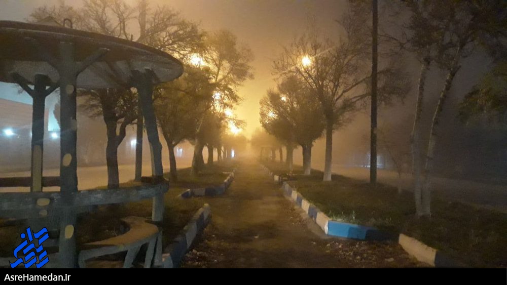 تصاویری از شب مه آلود شهر بهار