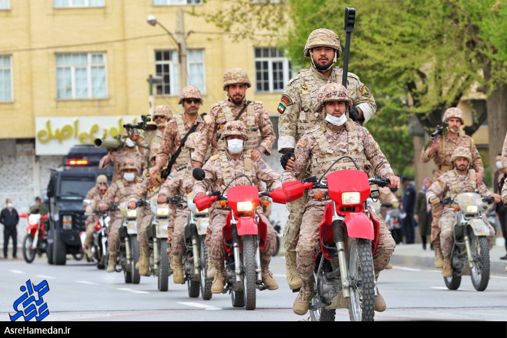 گوشه هایی از مراسم رژه روز ارتش در همدان