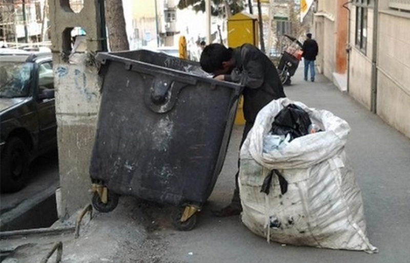 همکاری شهرداری همدان با زباله‌گردها