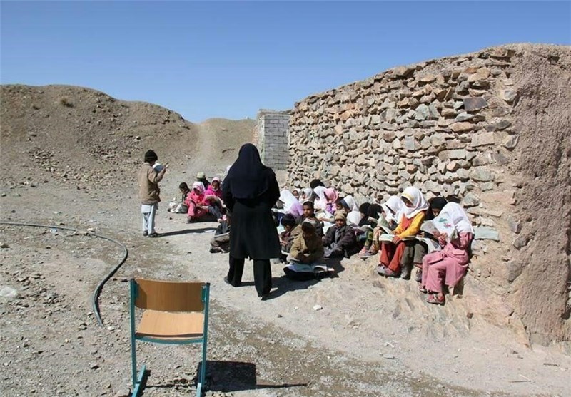 وضعیت وخیم ۱۲ مدرسه در حال تخریب شهرستان اسدآباد